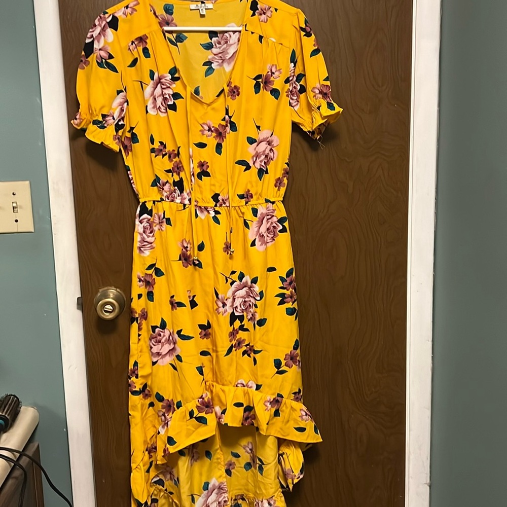 MPH Collection yellow floral hi low dress size M